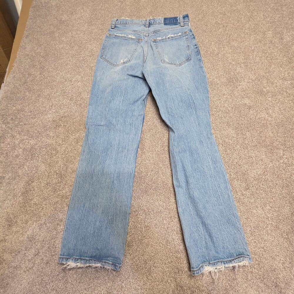 A&F The '90s Straight Ultra High Rise Jeans 26/2XS Light Wash Distressed Raw Hem